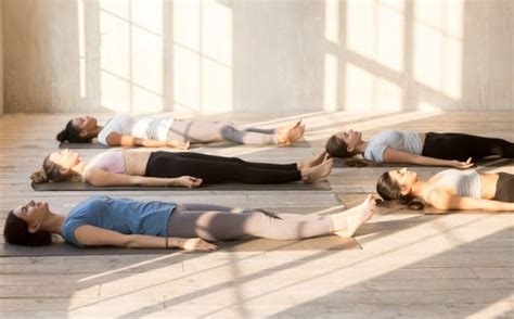 Steps And Benefits Of Shavasana Or Corpse Pose | Upashana Yoga