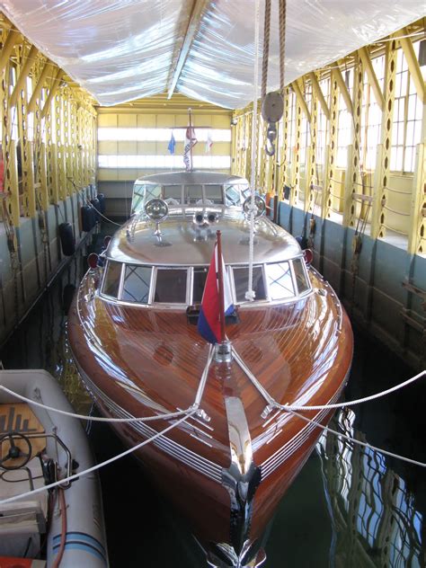 Boating Lake Tahoe: Tahoe's grand dame: "Thunderbird"