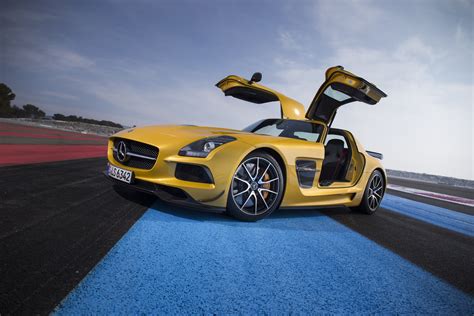 2014 Mercedes-Benz SLS AMG Black Series first drive review