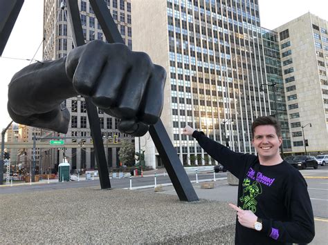 #ThankYouPewDiePie - let's TAKE HIM TO DETROIT for the biggest bro fist ...