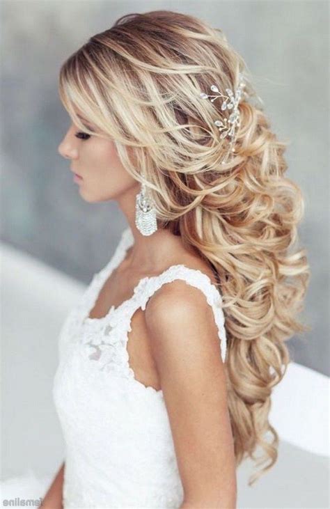 15 Best Collection of Beach Wedding Hairstyles for Long Curly Hair