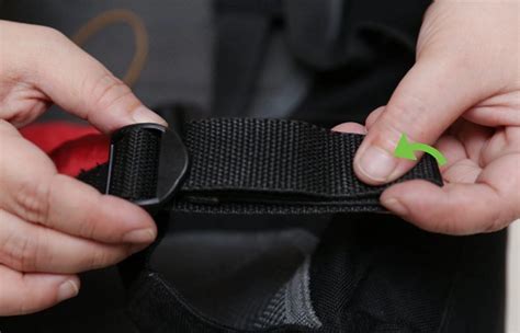 4 Cách khắc phục mũ bảo hiểm bị rộng tại nhà đơn giản 