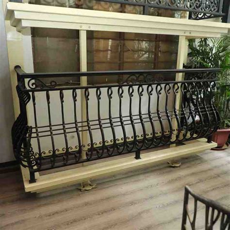 Modern Residential Iron Balcony Railing Design Easy To Install For