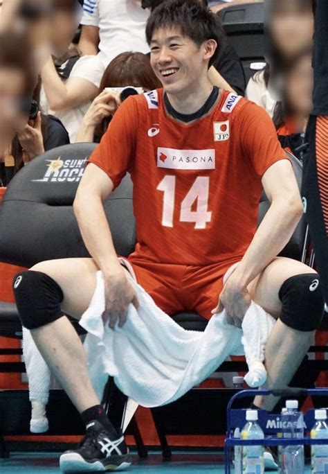 Pin by 8787 on 男蒸足臭 Japan volleyball team Handsome asian men Ishikawa