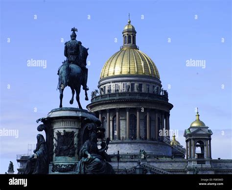 Golden Dome Of Isaac S Cathedral In St Petersburg Russia Stock Photo