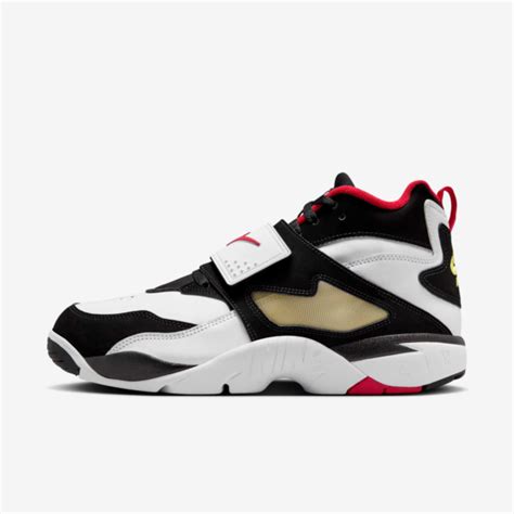 Nike Air Diamond Turf OG White Fire Red Black Sneaker Steal