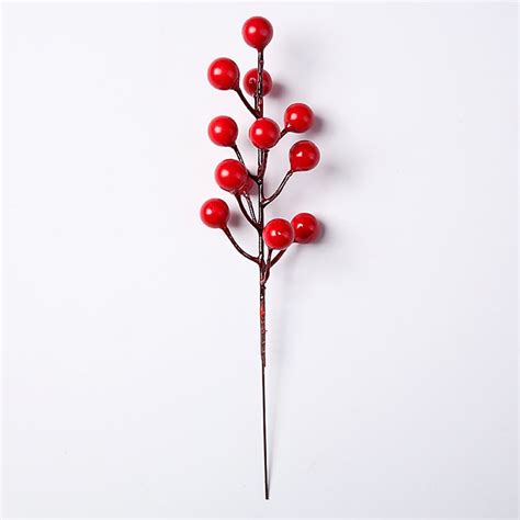 Diy Christmas Tree Crafts Red Berries With A Natural Looking Appeal