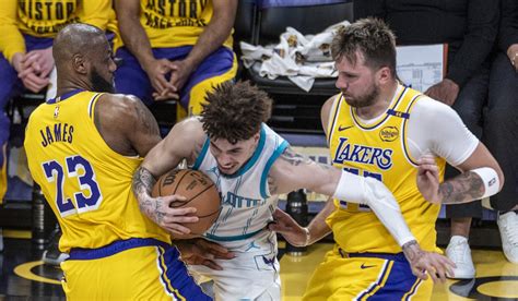 Charlotte Hornets La Lakers Surpriz N Nba Cum S Au