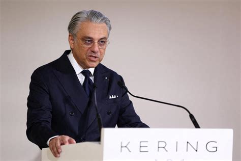 Tutoiement, Powerpoints dégraissés et «méthode carino» : les secrets de ... 