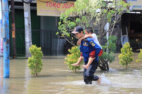 Bpbd Bpbd Kota Tangerang Bagikan Tips Aman Menghadapi Banjir