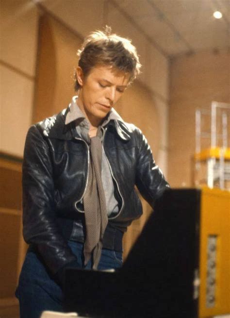 Amazing Photographs Of David Bowie At A Rca Studio In Rome