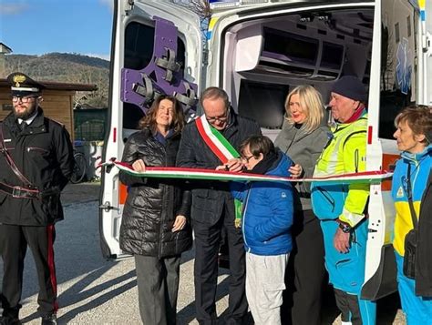 Presentata Alla Popolazione La Nuova Ambulanza Della Misericordia Di