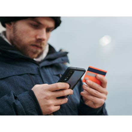 zong announces partnership  mashreq bank pakistan telecompaper