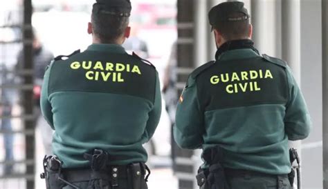 Nunca Dejes Esto En La Guantera Del Coche Alerta De La Guardia Civil