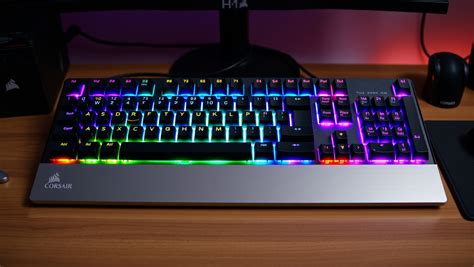 corsair  max review  magnetic swit gaming pc guru
