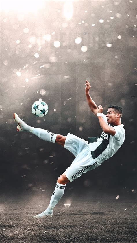 Pin By On L D L A D Y Ronaldo Juventus Cristiano Ronaldo