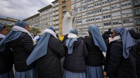 Vatikan Zustand Von Papst Franziskus Weiter Stabil Video WELT