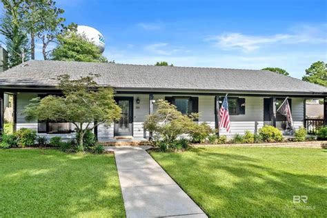 161 Brentwood Dr, Daphne, AL 36526 | Homefinder.com®