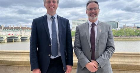 Isle of Wight MPs urge government to pause on Solent ferry levy | Isle