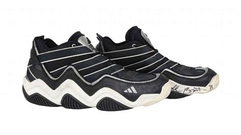 Young beautiful shemale porn came across the profile of