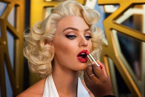 Candice Swanepoel impersonates Marilyn Monroe for Max Factor campaign ... 