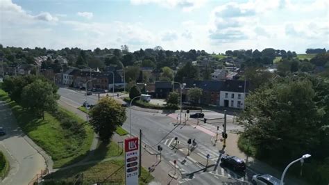 Oou spicy leak plus, she can speak the English language