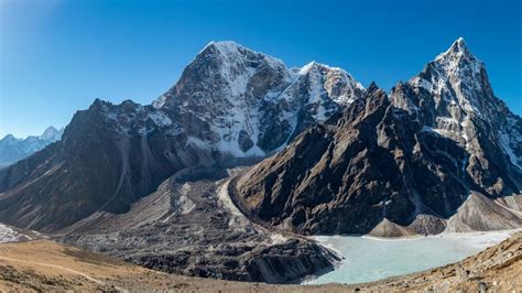 Pesona The Seven Summits Indonesia Mengungkap Keajaiban Puncak