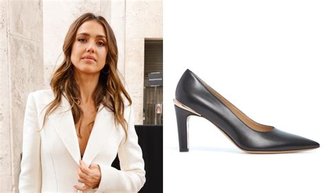 Jessica Alba Means Business At Gabriela Hearsts Fall 2025 Show In The