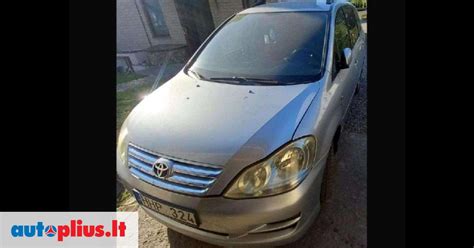 Toyota Avensis Verso M A