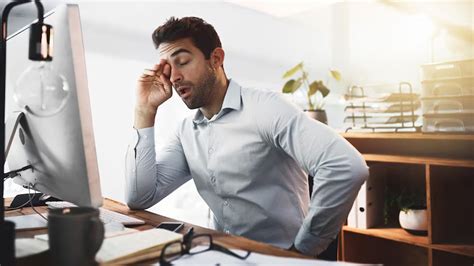 Is quiet quitting a sign of burnout? How to spot the psychological red