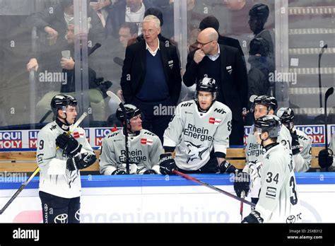 23 02 2025 Uber Arena Berlin DEU DEL 1 EBL Eisbaeren Vs Koelner