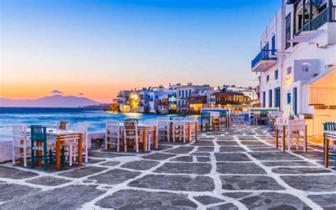 Best Time To Visit Greece Seasonal Travel Tips Crivva