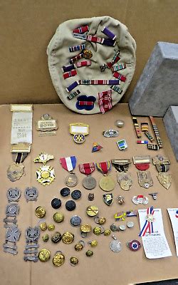 Large Lot Us Military Medals Pins Buttons Rifle Community Badges