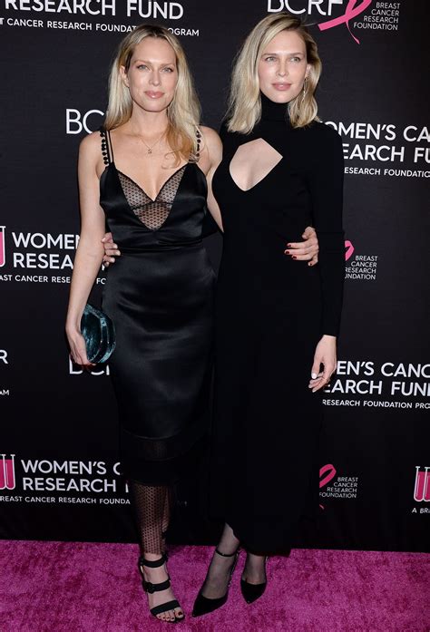 Erin And Sara Foster At An Unforgettable Evening In Beverly Hills 02 28