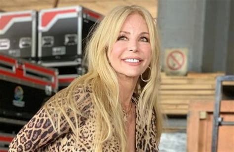 La foto ratonera de Graciela Alfano en bikini con la que saltó a la