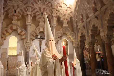 Estación de Penitencia en la Santa Iglesia Catedral de la Hermandad de