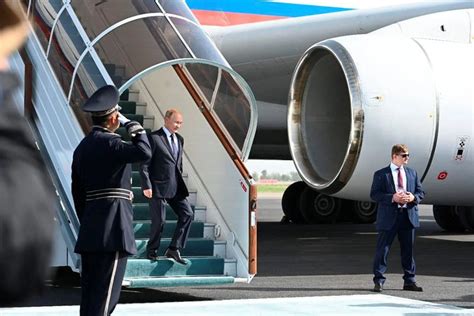 Putin Y Xi Jinping Se Reunirán Hoy En Uzbekistán Para Evaluar Medidas Contra Occidente Para