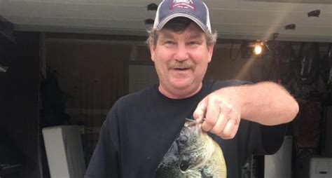 Gigantic 4 Lbs 88 Oz State Illinois Record Crappie Confirmed A Hybrid