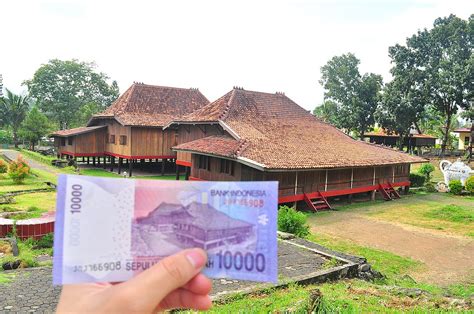 Rumah Gadang Khas Minangkabau Di Sumatera Barat Gambar Hd Dan