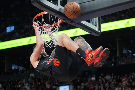 Trae Young injury update: Hawks star set to miss time with MCL sprain