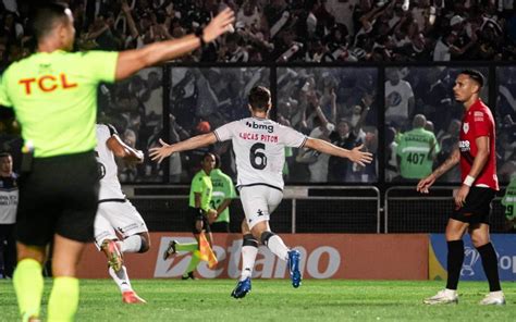 Vasco vence o Atlético GO e avança às quartas da Copa do Brasil Vasco