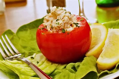 Descubra Tomate Recheado Atum Simples E Delicioso Pai Na Cozinha