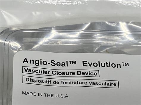 New TERUMO Lot of 2 Angio-Seal Evolution C610134 Exp.2022-08 (K5) C610134 Angio-Seal Evolution ...