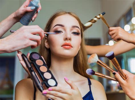 Fall Make Up Trends You Can Recreate With Your Training