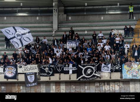 Spezia Hellas Verona Fans Hi Res Stock Photography And Images Alamy