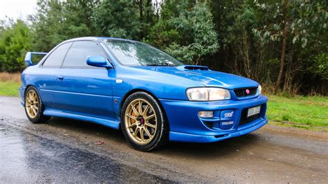 Subaru Wrx Sti Old V New Comparison 2015 Sedan V 1999 Two Door Photos