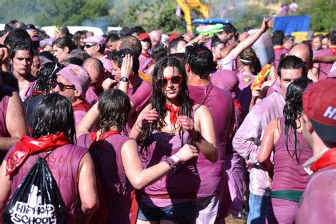 Descubriendo La Batalla Del Vino En Haro