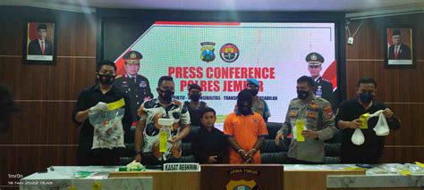 Polisi Tangkap Penjual Dawet Campur Karbit Di Jember Media Berita Bangsa