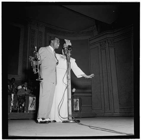 [Portrait of Louis Armstrong and Velma Middleton, Carnegie Hall, New