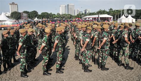 Tni Polri Gelar Apel Pasukan Operasi Ketupat Di Monas Foto